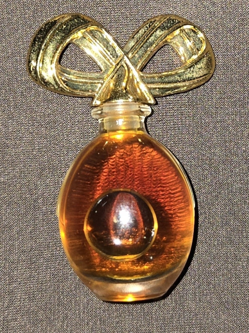 Vtg White Diamonds by Elizabeth Taylor Parfum Perfume 3.7 ml  1/8 Fl. oz *Full*